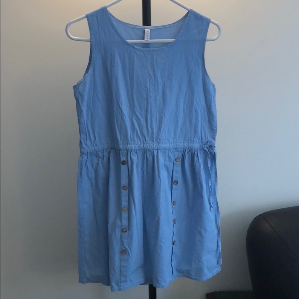 Light blue dress with side tie